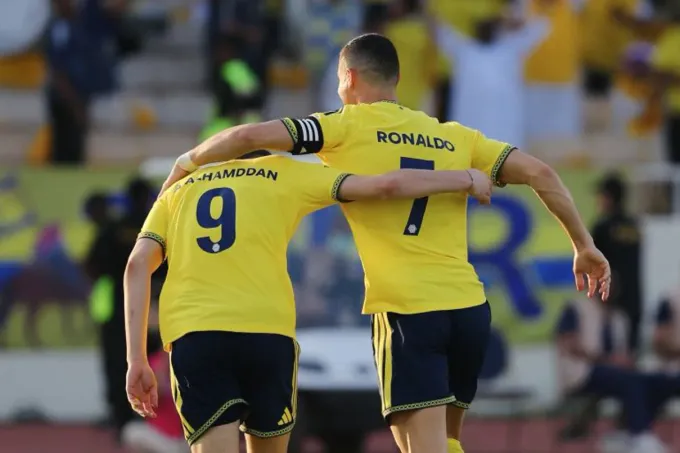 النصر يتغلب على الفيصلي 3-1 برونالدو في دوري روشن