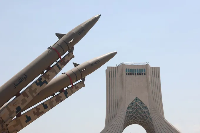 «فاينانشيال تايمز»: روسيا تساعد إيران سراً على تطوير صواريخ كروز فرط صوتية