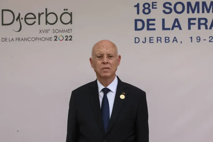 سعيد يُعيد إطلاق مشروع الصلح الجزائي مع رجال الأعمال المتورطين في الفساد
