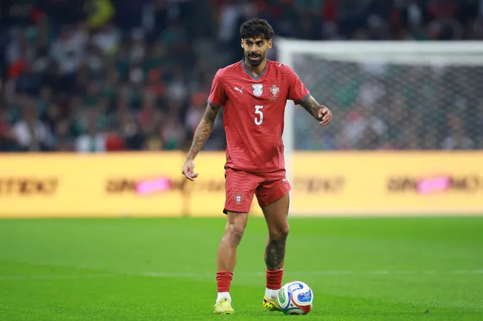 نادي النصر السعودي يضم البرتغالي سامو كوستا لاعب الوسط الدولي