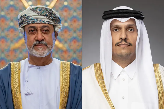 رئيس وزراء قطر يزور عُمان تمهيداً لمباحثات إقليمية حول أمن مضيق هرمز