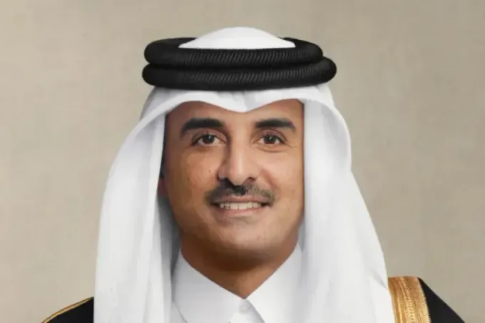 ترامب يتصل بأمير قطر ويشيد بدور الدوحة في مساعي التهدئة بالشرق الأوسط