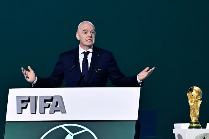 كأس العالم 2026 يُسدل ستاره وسط جدل حول مستقبل الفيفا وتوسيع البطولة