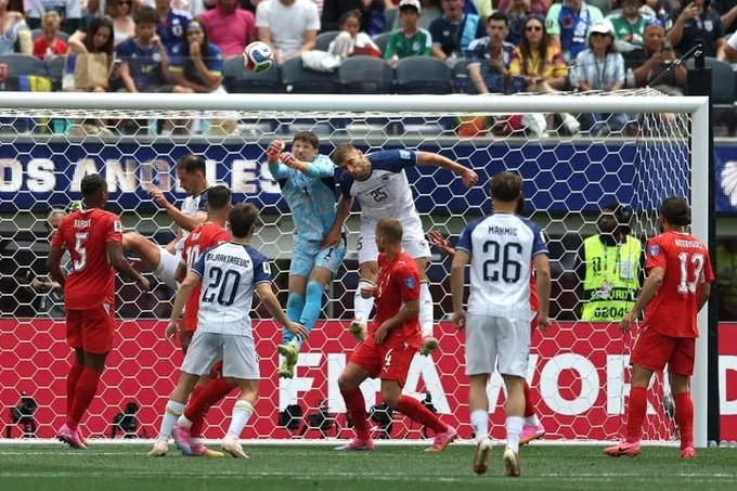 سويسرا تهزم البوسنة 4-1 وتتصدر مجموعتها في كأس العالم 2026