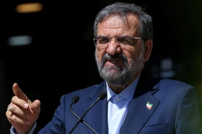 رسالة فانس إلى رضائي: بين فرصة أخيرة وتمهيد للحرب
