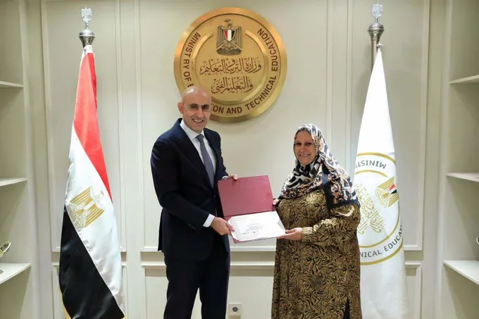 تعيين 43 ألف معلم وتوجيهات حكومية مع اقتراب العام الدراسي في مصر