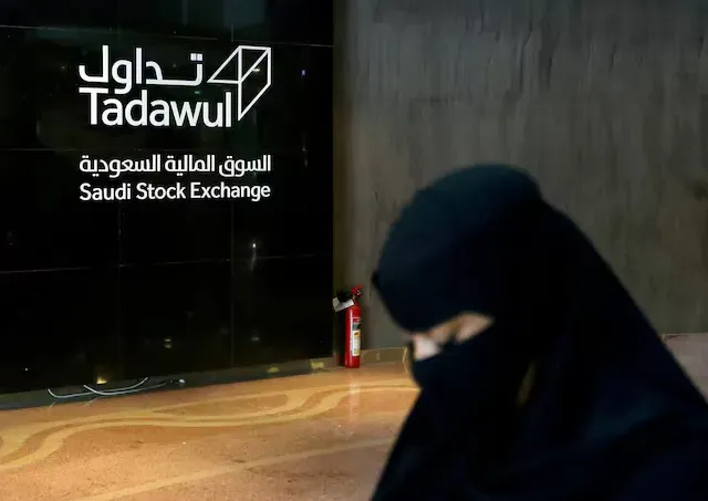 البورصات الخليجية والعالمية تتراجع وأسعار النفط ترتفع مع تجدد الهجمات بين إيران وإسرائيل