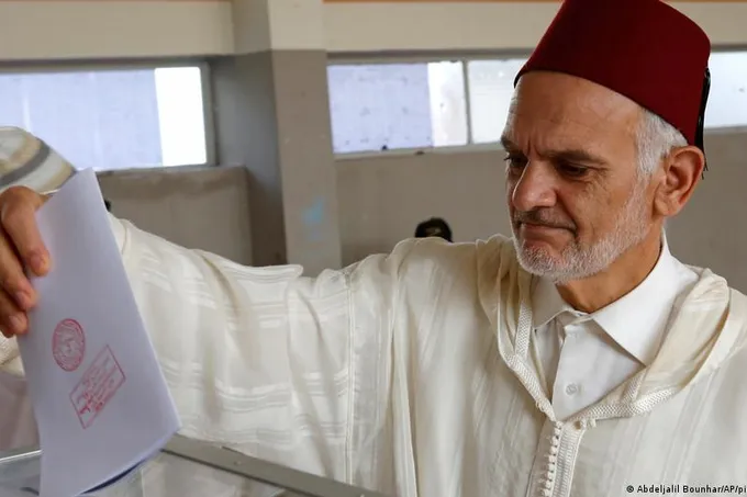المغرب يستعد لانتخابات تشريعية وسط تحديات البطالة وعزوف الشباب