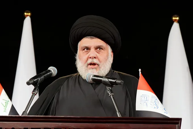 الصدر يُلحق "سرايا السلام" بالدولة العراقية وسط ترحيب حكومي وتساؤلات عن مستقبل السلاح الحزبي
