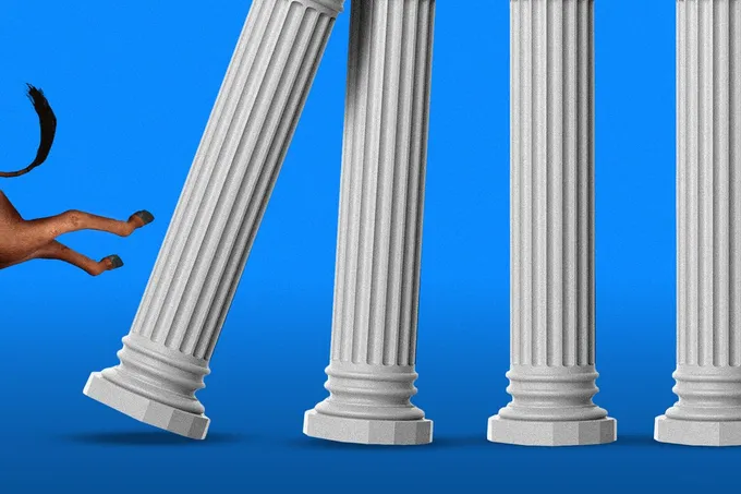 موجة الاشتراكية الديمقراطية تعصف بالحزب الديمقراطي الأمريكي في الانتخابات التمهيدية