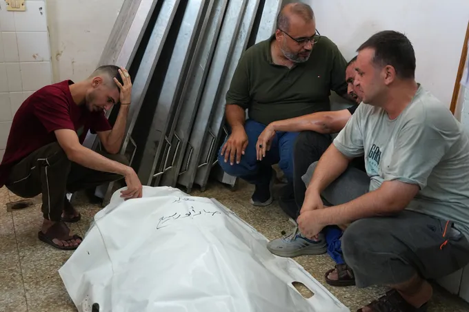 إعلان اتفاق غزة يفتح جدلاً حول التنفيذ والانسحاب الإسرائيلي