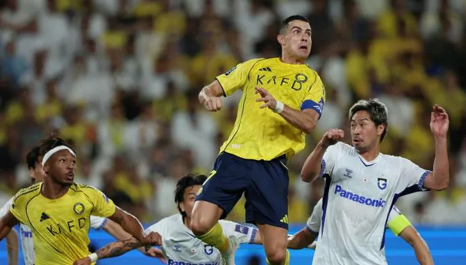 غامبا أوساكا يتوّج بدوري أبطال آسيا 2 على حساب النصر ورونالدو