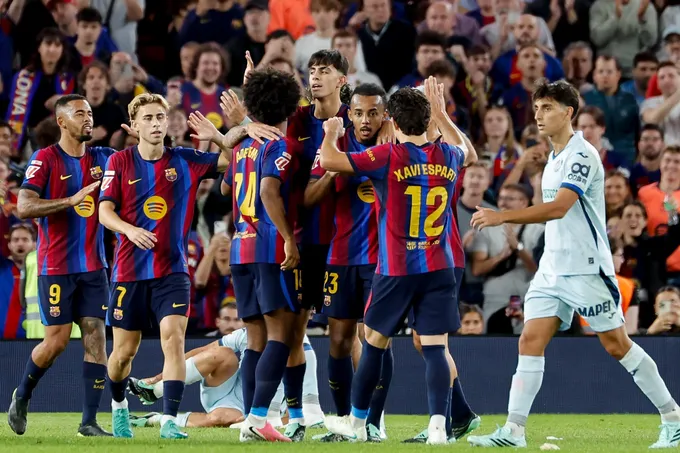 برشلونة يفوز على خيتافي في الدوري الإسباني وسط جدل تحكيمي