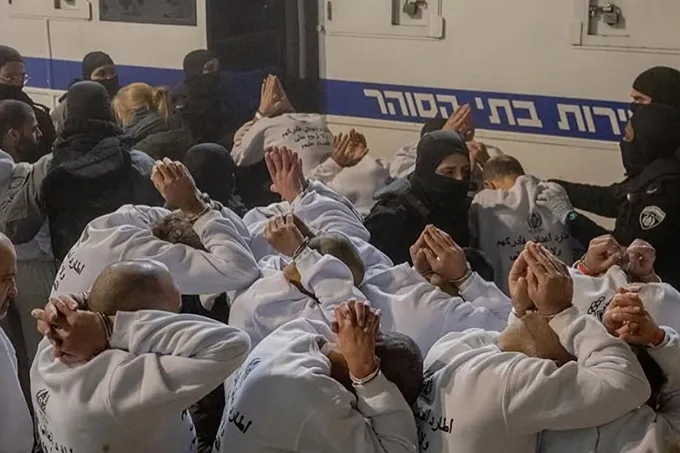 تقارير توثّق انتهاكات إسرائيلية بحق الأسرى الفلسطينيين وتحقيقات الجيش بلا نتائج