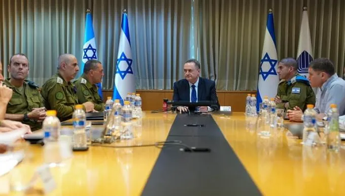 وزير الدفاع الإسرائيلي يهدد باغتيال خليل الحية ويتهم أردوغان بدعم حماس