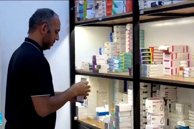 أزمة دواء في إيران: نقص حاد وأسعار مرتفعة في ظل العقوبات الأمريكية