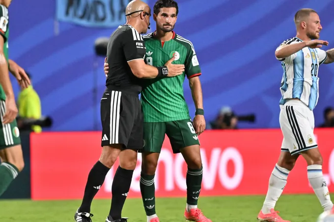 الجزائر تشكو الفيفا بسبب «ظلم تحكيمي» في مباراة الأرجنتين بمونديال 2026
