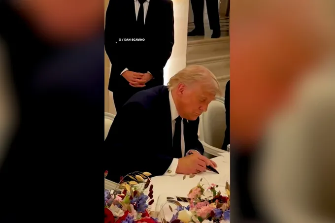 ترامب وبزشكيان يوقعان مذكرة تفاهم لإنهاء الحرب ومحادثات التنفيذ تبدأ في سويسرا