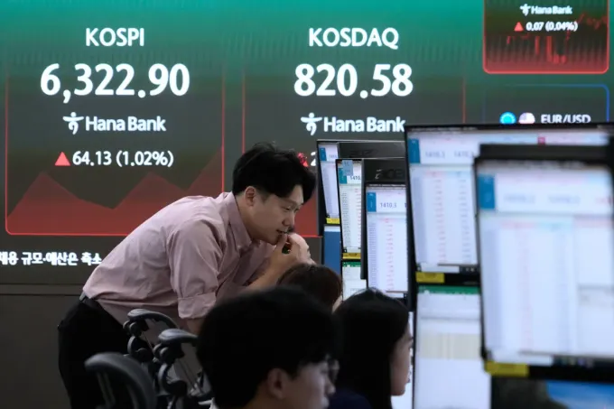 الأسهم الآسيوية ترتفع مدعومةً بقطاع التكنولوجيا والرقائق وسط ترقب بيانات التضخم الأميركية