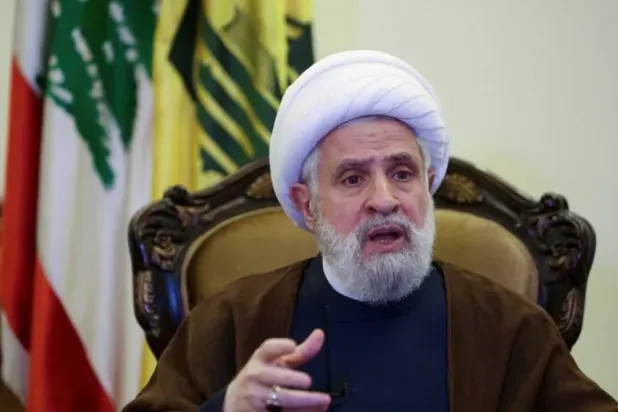 نعيم قاسم يرفض نزع سلاح حزب الله ويصفه بـ"الإبادة" ويدعو لإسقاط الحكومة