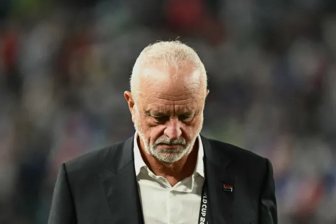 أرنولد يؤجّل الحسم في مستقبله مع العراق إلى ما بعد كأس العالم 2026