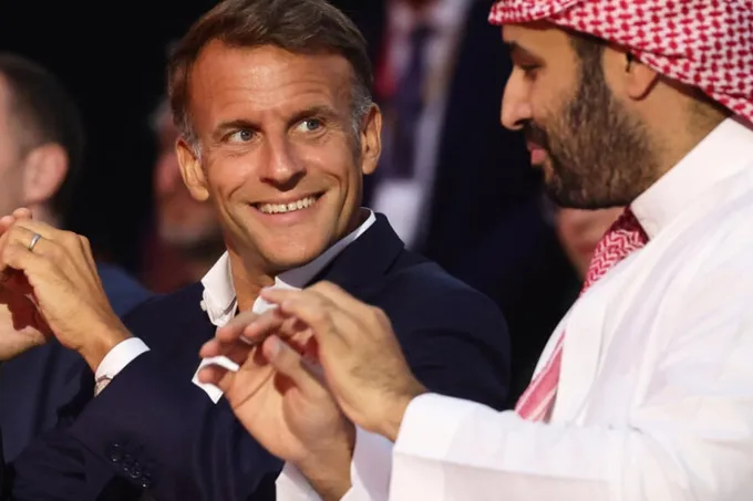 ولي العهد السعودي وماكرون يرأسان أول اجتماع لمجلس الشراكة الاستراتيجية في باريس