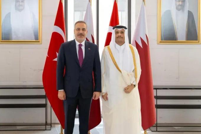 مضيق هرمز بين التهديد الإيراني والمواقف الدولية: دبلوماسية أم قوة؟