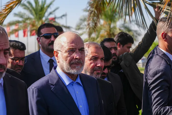 قاليباف في بغداد يدعو إلى نظام إقليمي جديد بلا تدخل أجنبي وسط ضغوط على الفصائل وأزمة هرمز