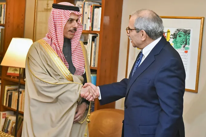 السعودية ترفع الحظر عن الصادرات اللبنانية بعد خمس سنوات وبيروت تُرحّب