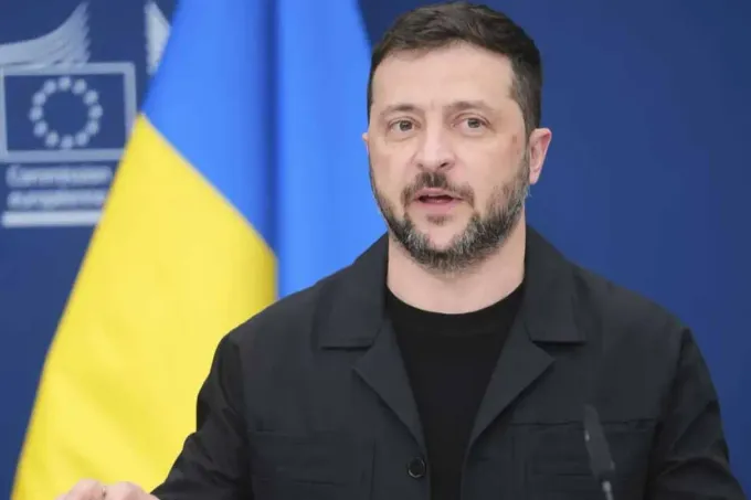 روسيا تشنّ هجوماً صاروخياً باليستياً على كييف ومقتل شخص على الأقل