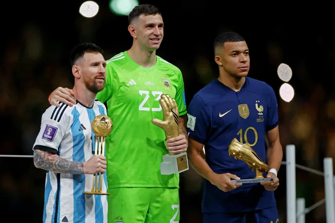 ميسي يتصدر قائمة هدافي كأس العالم تاريخياً ومنتخبات عربية تواجه انتقادات في مونديال 2026