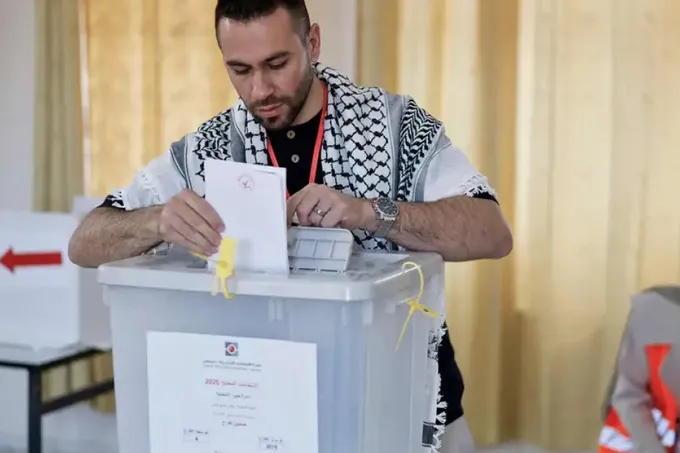 الانتخابات الفلسطينية المرتقبة بين إعلان السلطة وتشكيك الرأي العام