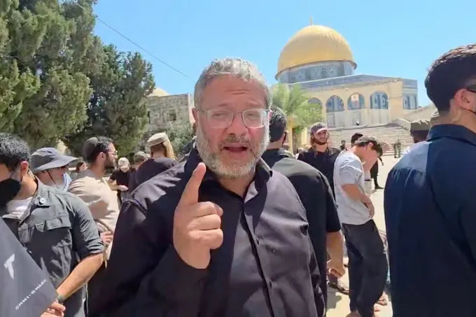 مسيّرة تسقط قرب منزل بن غفير في كريات أربع والجيش الإسرائيلي يفتح تحقيقاً