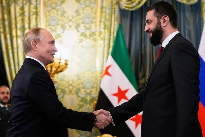 الاقتصاد السوري في مرحلة التعافي: سياحة وإصلاح مصرفي وإعادة رسم العلاقات مع موسكو