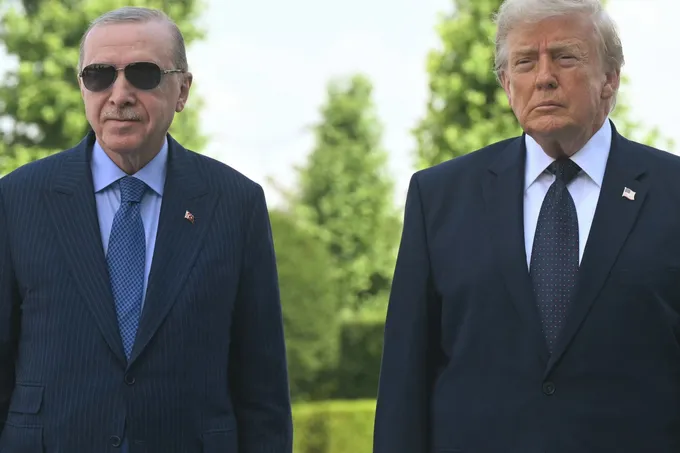 أردوغان يبحث مع ترامب ملفَّي إيران وغزة في اتصال هاتفي