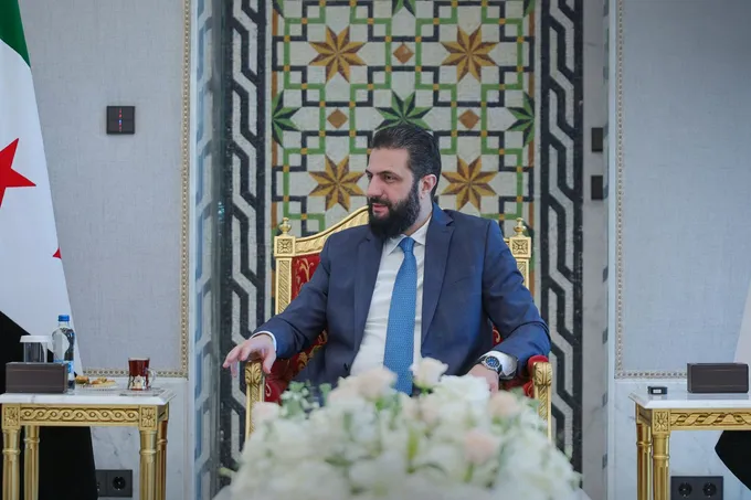الشرع ينفي التدخل العسكري في لبنان ويؤجل ملف ترسيم الحدود