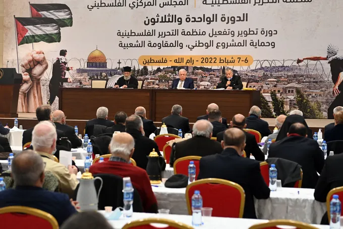 الرجوب يستبعد إجراء الانتخابات التشريعية الفلسطينية في نوفمبر ويدعو لتقديم الرئاسية