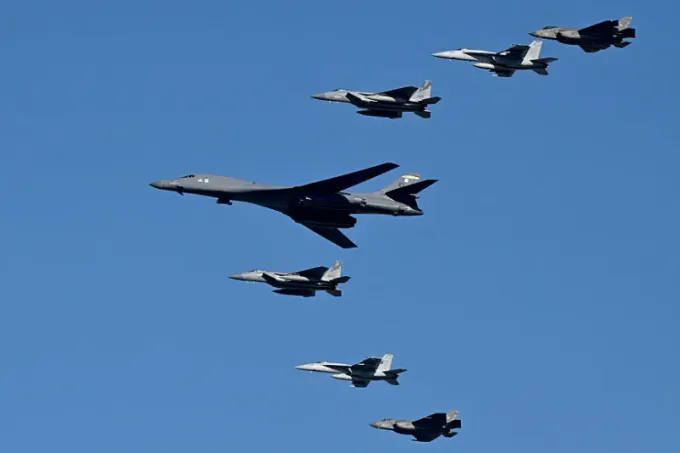 جنرال أمريكي يحذر البنتاغون من عدم كفاية القوات البحرية لحماية إسرائيل من الصواريخ الإيرانية