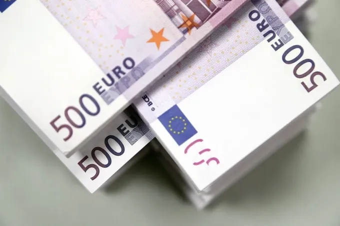 سندات الحكومة الفرنسية تحت الضغط وسط ارتفاع عوائد منطقة اليورو