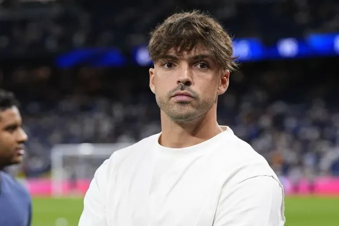 تبرئة أسينسيو في قضية الفيديو الجنسي وفتح تحقيق تأديبي بحقه بسبب القيادة تحت تأثير الكحول