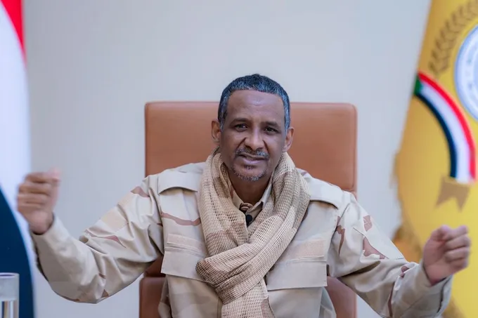 محكمة سودانية تصدر حكماً غيابياً بإعدام حميدتي بتهمة الإبادة الجماعية في دارفور
