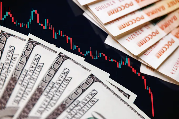 البنك الدولي يتوقع انكماش اقتصادات الخليج 4.3% في 2026 جراء تداعيات حرب إيران