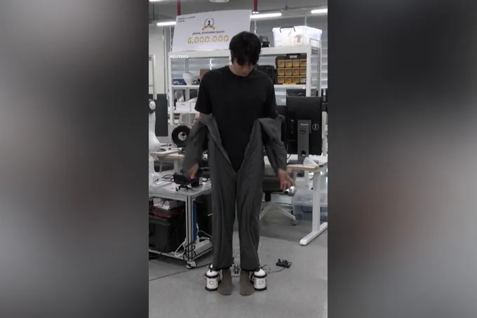 نموذج "كيمي كاي3" الصيني يهزّ قطاع الذكاء الاصطناعي الأمريكي ويعمّق التنافس التكنولوجي