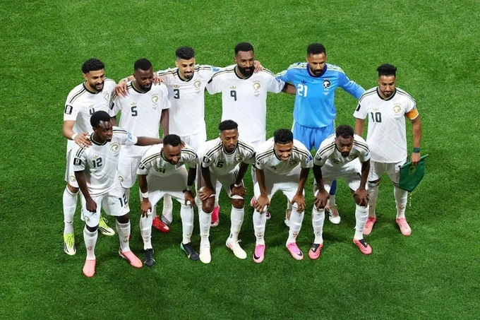 المنتخب السعودي يتعهد بالتعويض أمام الرأس الأخضر بعد الهزيمة الثقيلة من إسبانيا