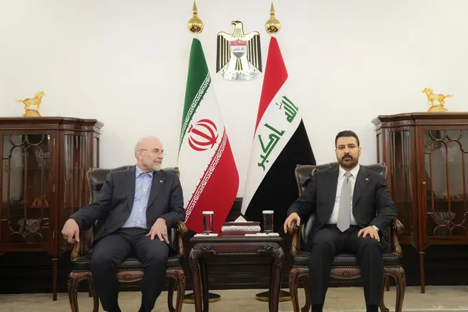 إيران تمنح ناقلات النفط العراقية إذن عبور مضيق هرمز إثر زيارة قاليباف لبغداد
