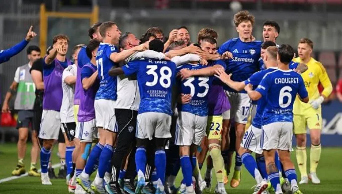 روما وكومو يتأهلان لدوري أبطال أوروبا وميلان ويوفنتوس يغيبان في ختام الدوري الإيطالي