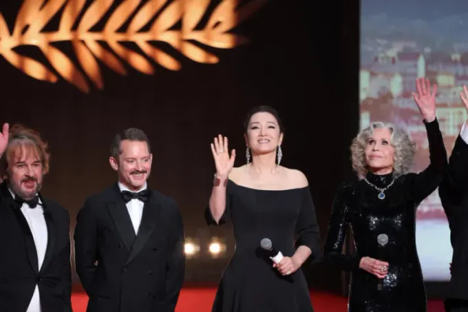 افتتاح مهرجان كان الـ79: بين التغطية السينمائية والاحتفاء بالموضة والنجومية