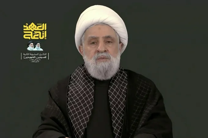 قاسم يتهم السلطة اللبنانية بالتنازل ويدعو لتجميد التفاوض مع إسرائيل في ذكرى نصرالله