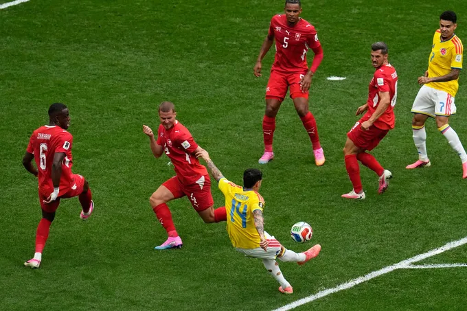 سويسرا تتأهل إلى ربع نهائي كأس العالم 2026 بعد تخطي كولومبيا بركلات الترجيح
