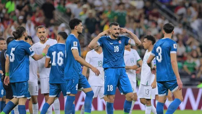 احتجاز نجم العراق أيمن حسين 7 ساعات في مطار شيكاغو قبيل كأس العالم 2026
